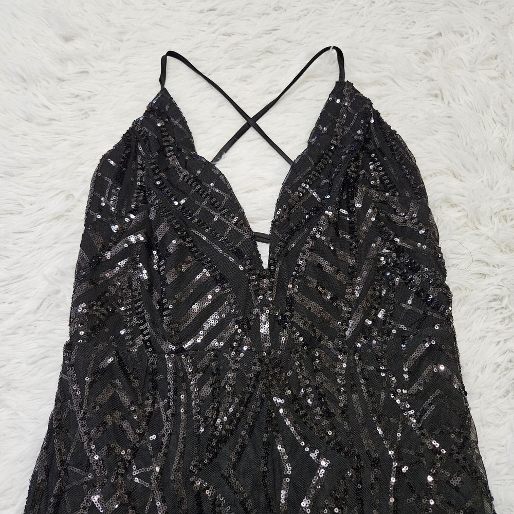 Lulus Women's Sz S Black Sequin Sleeveless Plunge Neck Sexy Mini Dress Clubwear - Picture 3 of 10